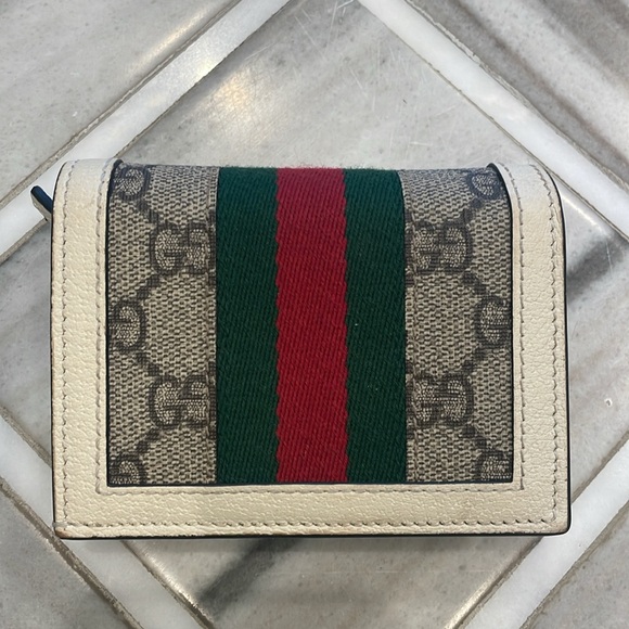 Gucci Queen Margaret leather wallet with pearl and rhinestone bug - Picture 2 of 10